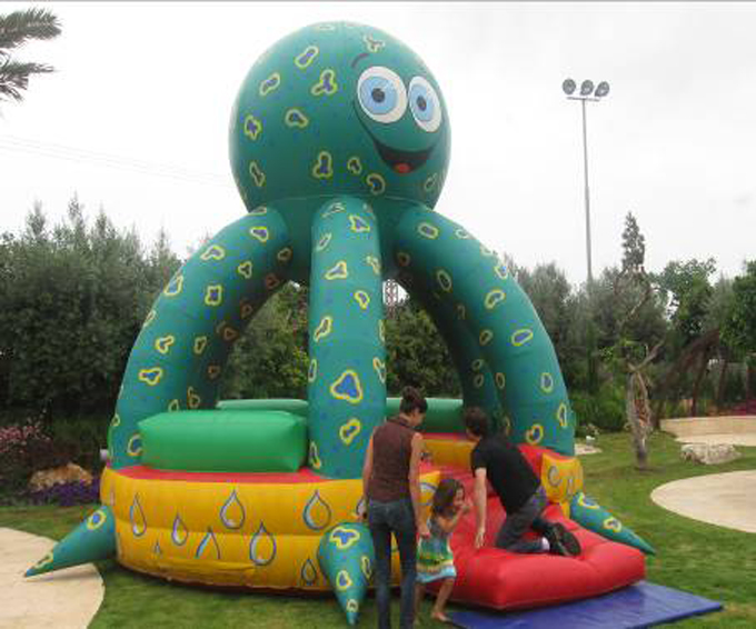 في العيد لا تروح لبعيد - كرنبال العاب منتفخة في جلجولية 